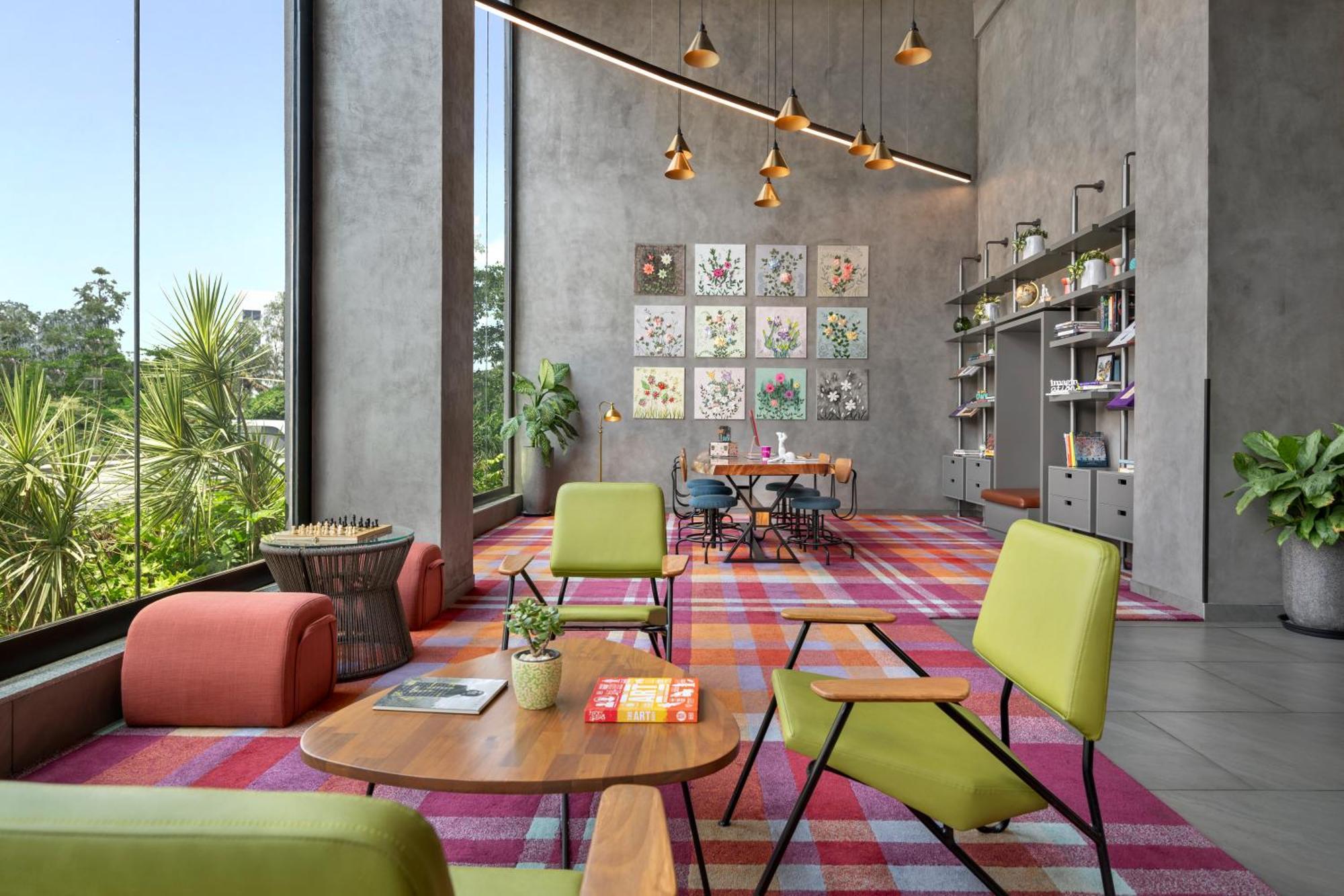 Moxy Bengaluru Airport Prestige Tech Cloud Hotel Devanahalli Bagian luar foto