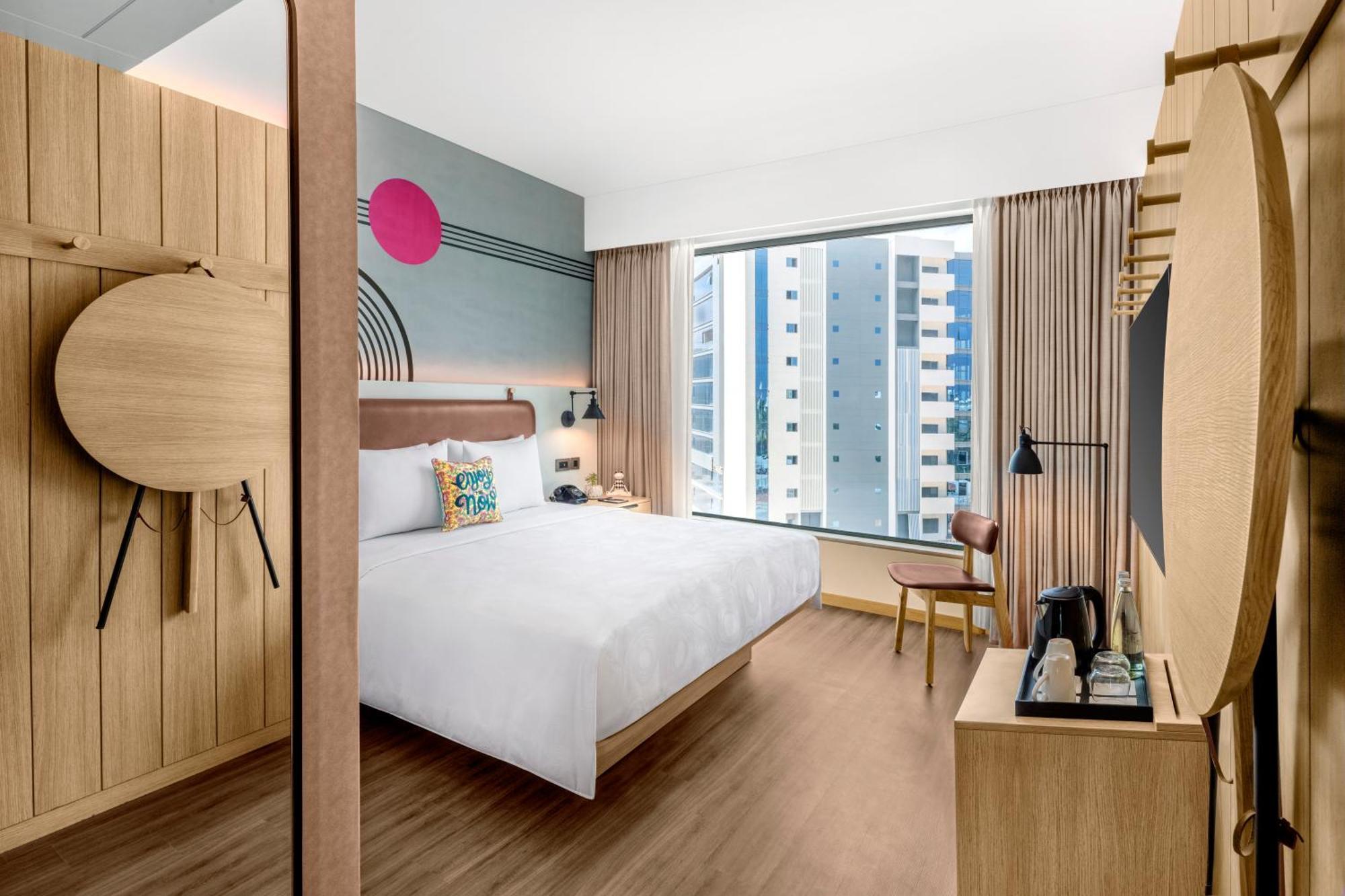 Moxy Bengaluru Airport Prestige Tech Cloud Hotel Devanahalli Bagian luar foto